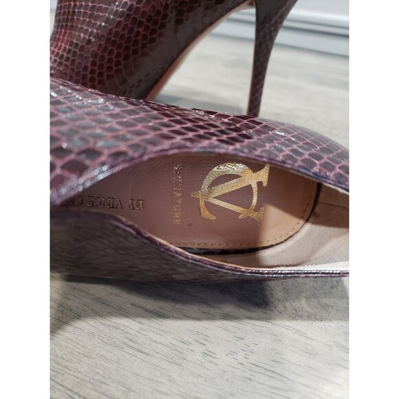 Vince Camuto Snake Print Bootie Women's 8.5M Wine Leather Carolena - Picture 5 of 12